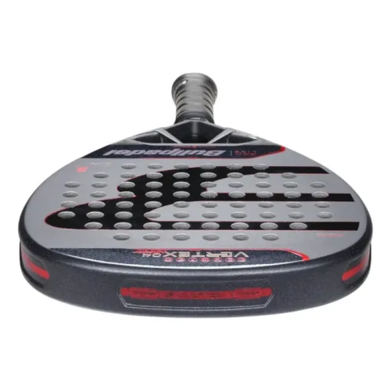 Pack Bullpadel Vertex 04 Paleta, Mochila, Cubregrip, Pelota x3